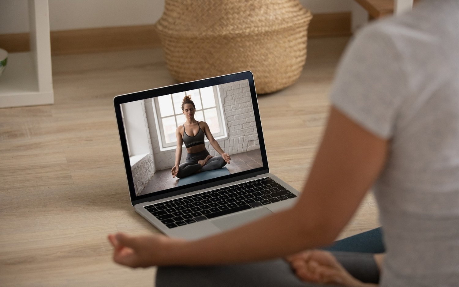 Smart money moves yoga teachers offering online yoga classes for extra income